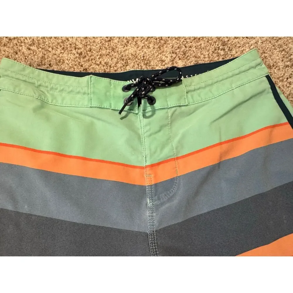 Billabong Men's 73 Spinner Lo Tide Boardshorts Size 28 Striped Swim Trunks Surf